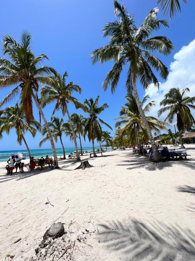 Casa Rosada Beach Front Mano Juan Luaran gambar