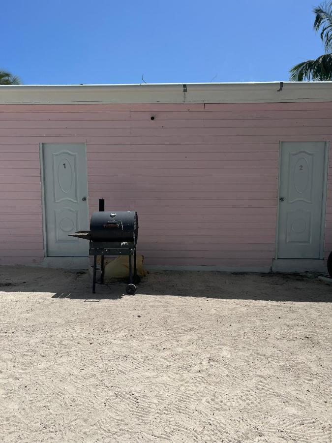 Casa Rosada Beach Front Mano Juan Luaran gambar