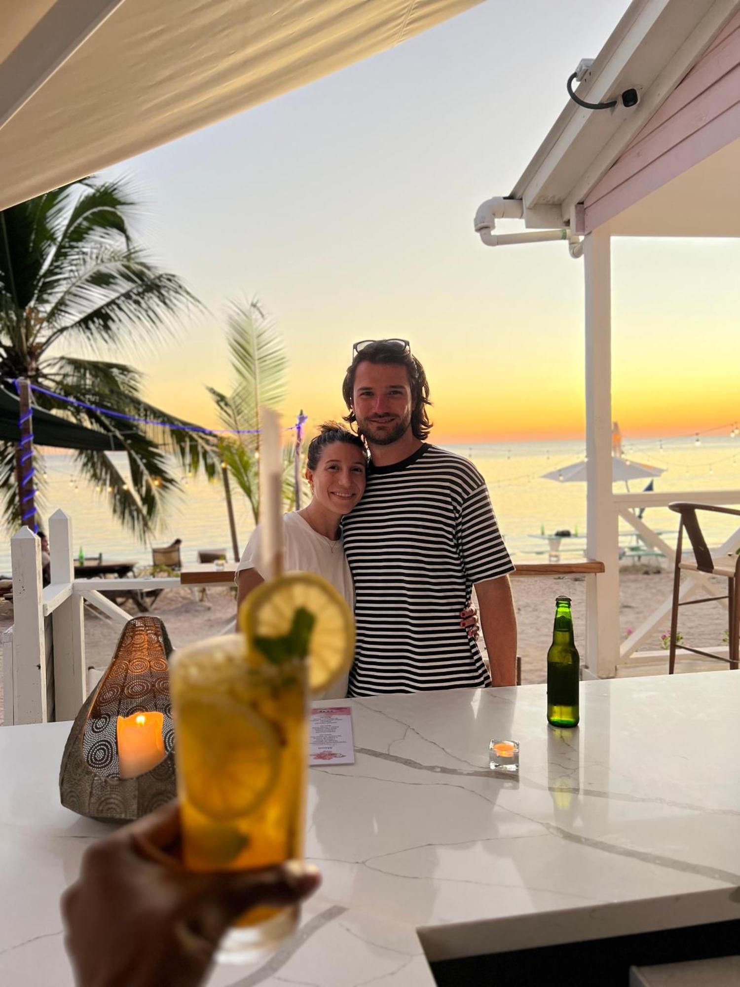 Casa Rosada Beach Front Mano Juan Luaran gambar